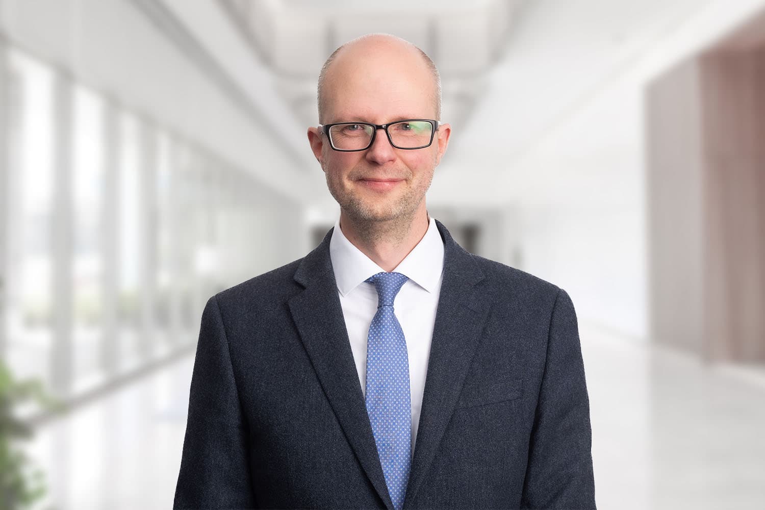 Robert Hayton headshot